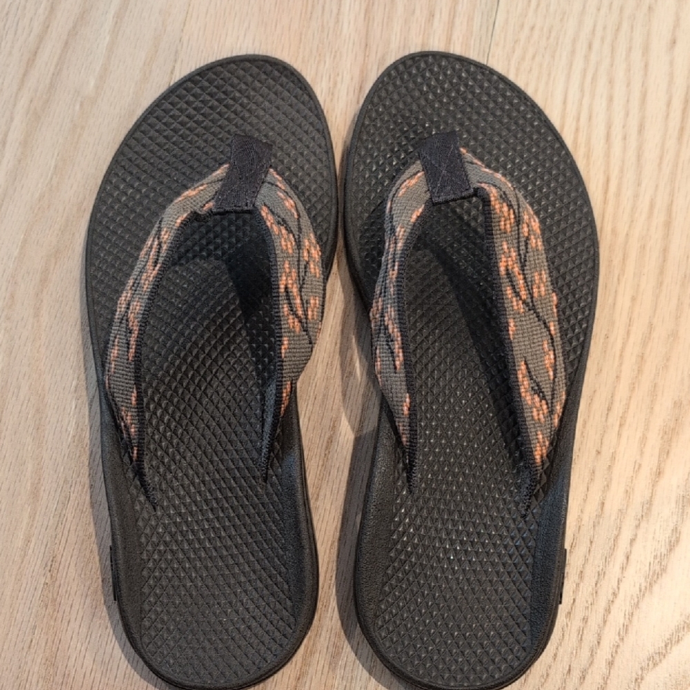 Chaco Size 7 Flips Sandals